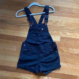 Cute black overall shorts